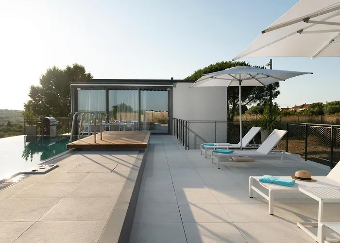 Albina & Domenica זאדאר